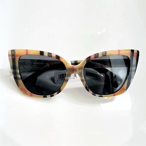 Burberry Meryl Vintage Print Sunglasses NWT